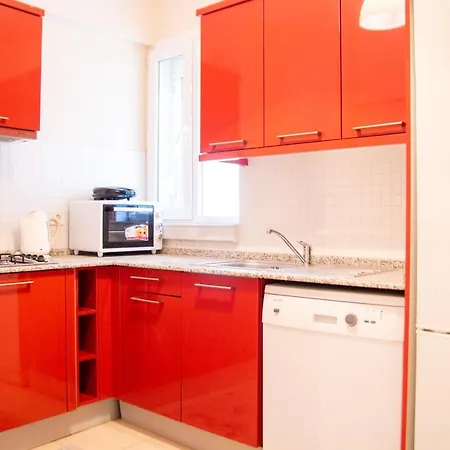 Lovely Flat Near Public Transportation In Апартаменты Измир